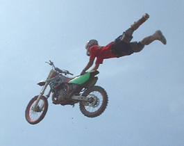 Double Grab Superamn
